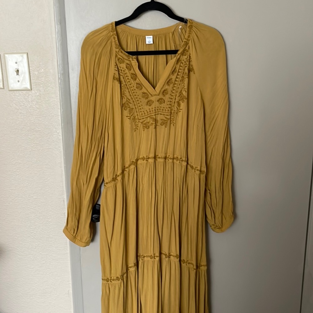 Old navy maxi dress